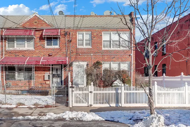 $899,900 | 743 Warwick Street | New Lots