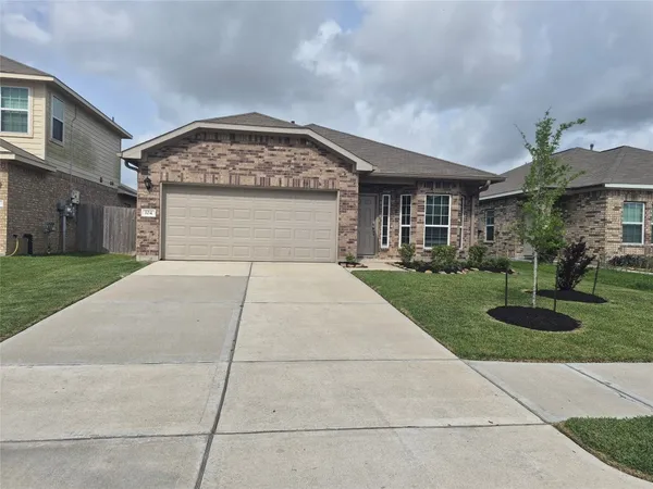 $285,000 | 104 Cullen Street, Angleton, TX 77515