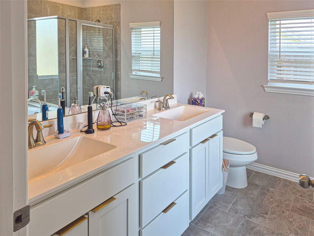 104 Cullen Street Angleton, TX 77515 - Photo 17 of 25