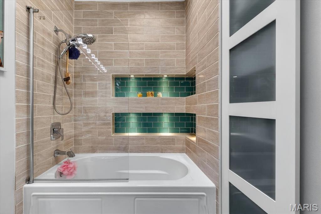 222 Hemingway Lane, Unit G Weldon Spring, MO 63304 - Photo 27 of 43