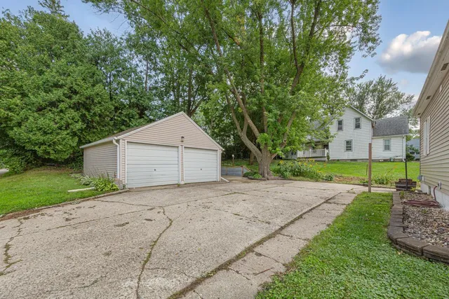 $130,000 | 1020 St Jacob Avenue, Albert Lea, MN 56007