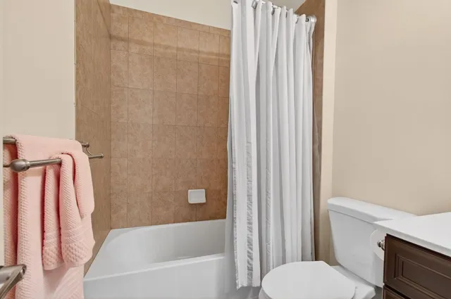 $950,000 | 8137 Ferentino Pass, Delray Beach, FL 33446