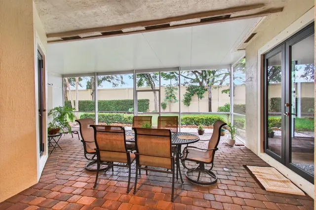$950,000 | 8137 Ferentino Pass, Delray Beach, FL 33446