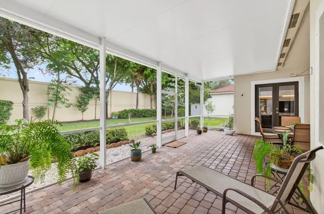 $950,000 | 8137 Ferentino Pass, Delray Beach, FL 33446