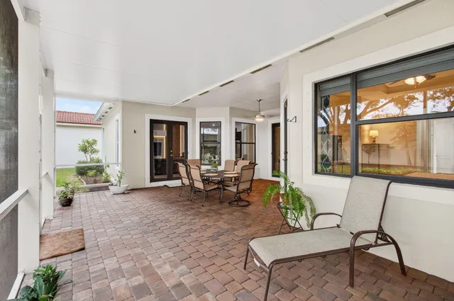 $950,000 | 8137 Ferentino Pass, Delray Beach, FL 33446