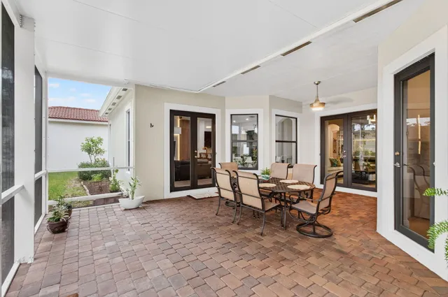 $950,000 | 8137 Ferentino Pass, Delray Beach, FL 33446