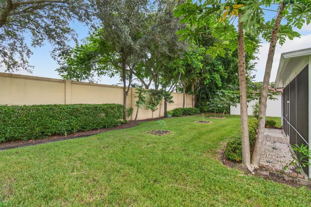 $950,000 | 8137 Ferentino Pass, Delray Beach, FL 33446