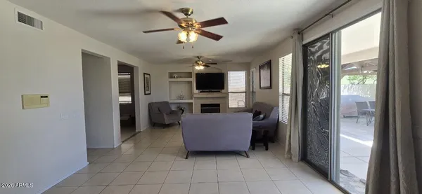 $3,500 | 6435 West Buckskin Trail, Phoenix, AZ 85083