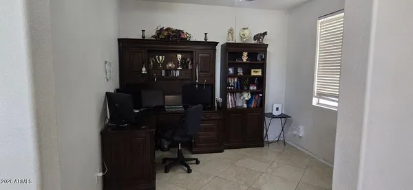 $3,800 | 6435 West Buckskin Trail, Phoenix, AZ 85083