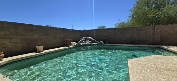 $3,800 | 6435 West Buckskin Trail, Phoenix, AZ 85083