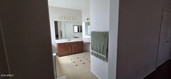 $3,800 | 6435 West Buckskin Trail, Phoenix, AZ 85083