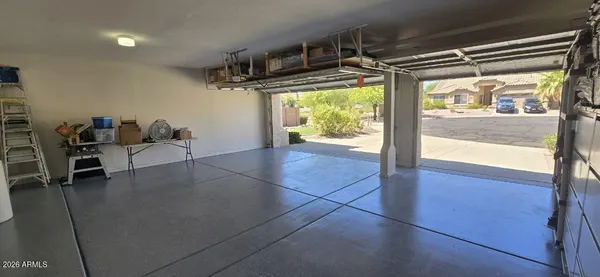 $3,800 | 6435 West Buckskin Trail, Phoenix, AZ 85083