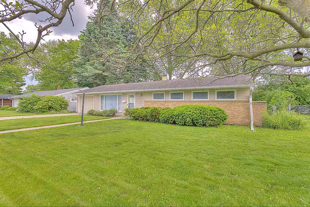 4103 Highcrest Road Rockford, IL 61107 - Photo 17 of 17 Gallery Image 17