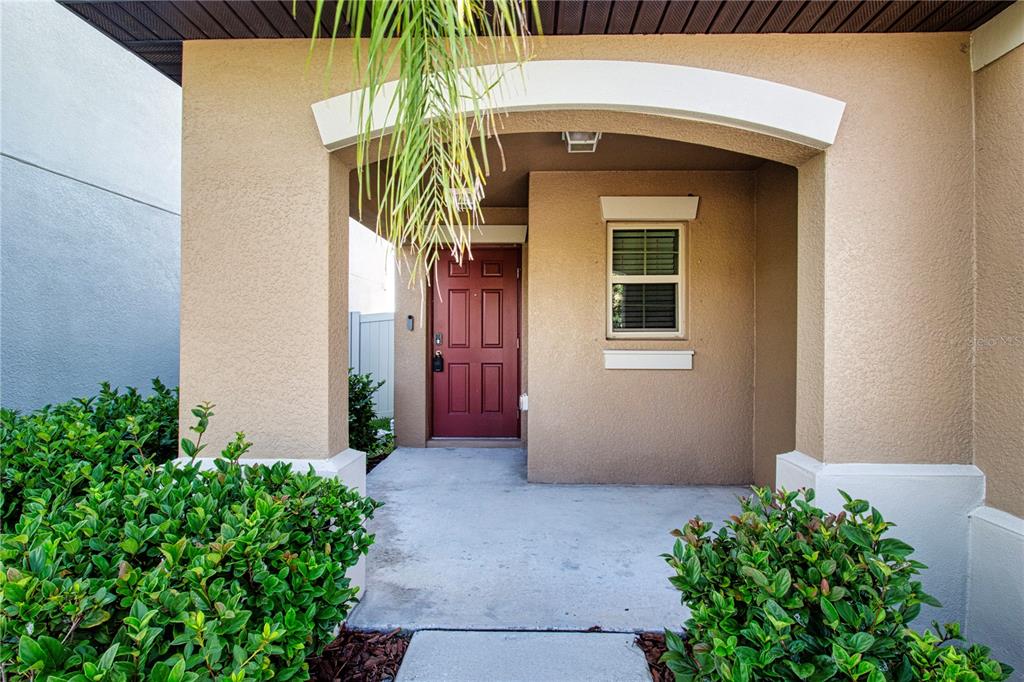 9437 Lemon Drop Loop Sun City Center, FL 33573 - Photo 13 of 86