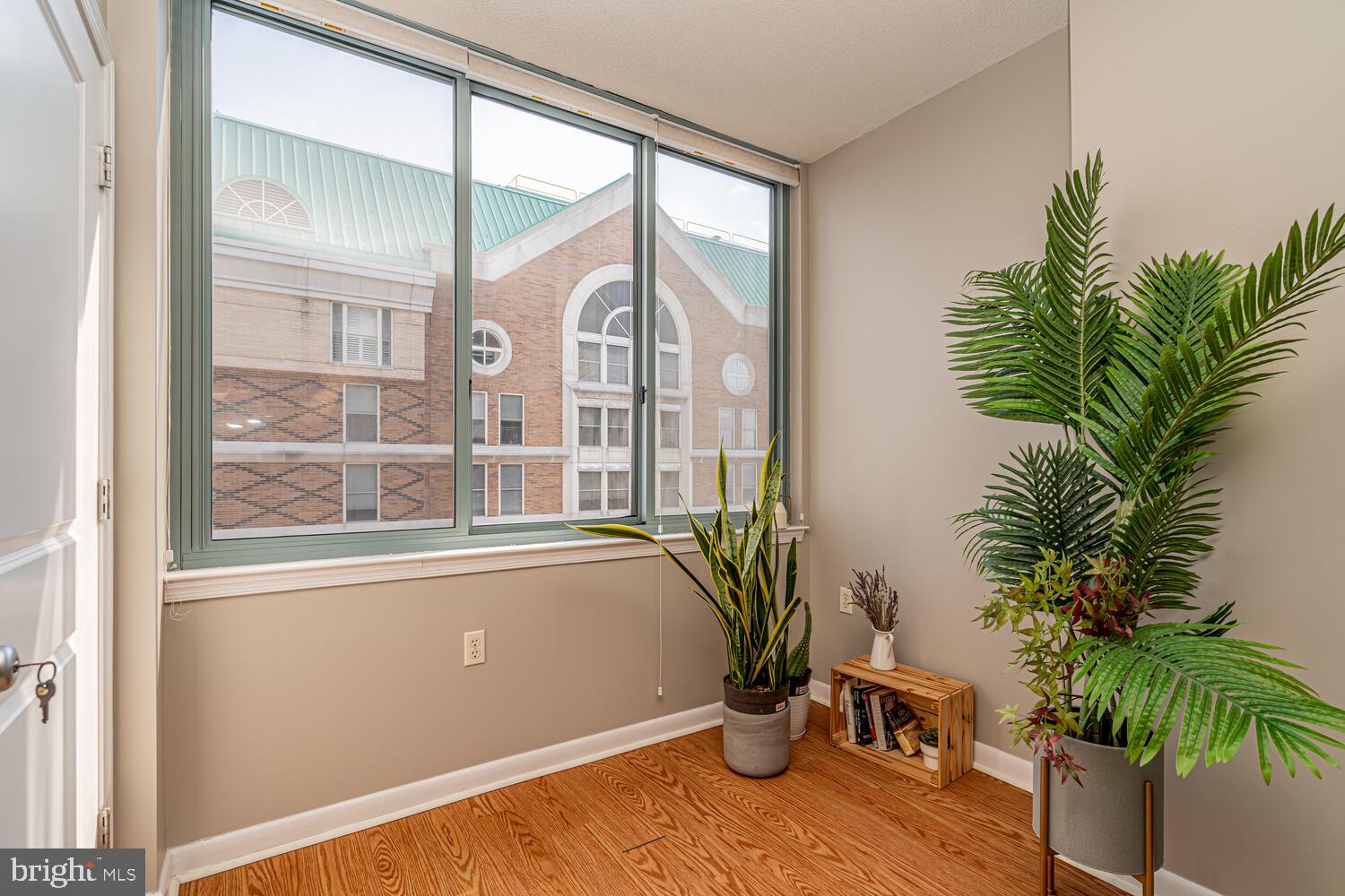 851 North Glebe Road, Unit 1908 Arlington, VA 22203 - Photo 23 of 56