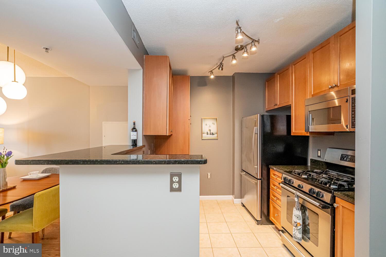 851 North Glebe Road, Unit 1908 Arlington, VA 22203 - Photo 9 of 56