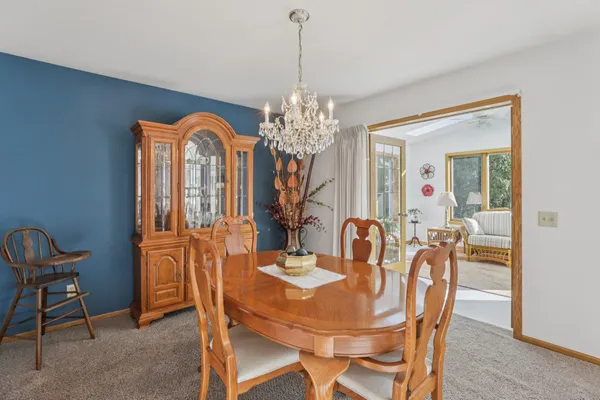 $575,000 | 2500 Pinto Trail, McFarland, WI 53558