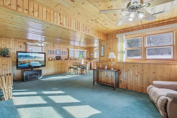 $575,000 | 2500 Pinto Trail, McFarland, WI 53558