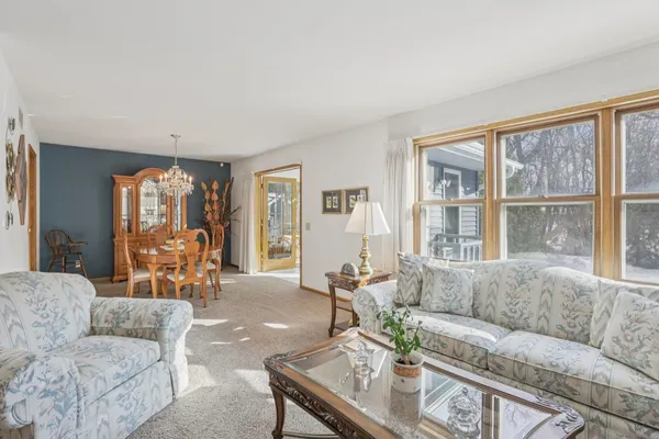 $599,000 | 2500 Pinto Trail, McFarland, WI 53558