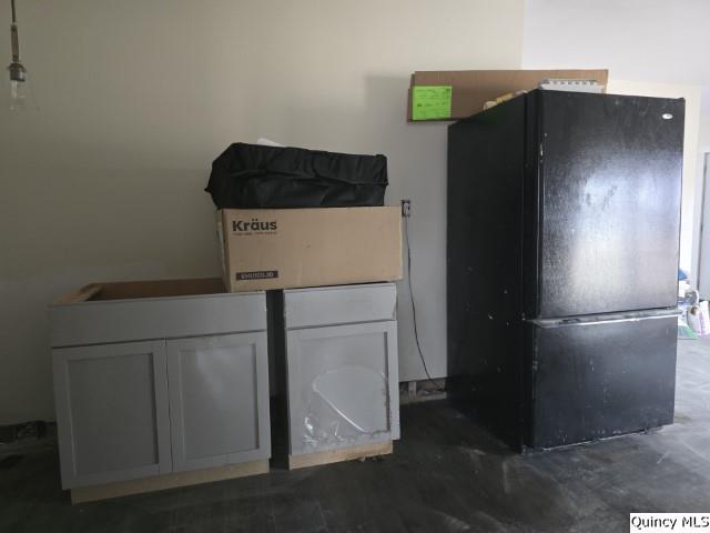 820 Center Street Carthage, IL 62321 - Photo 11 of 26