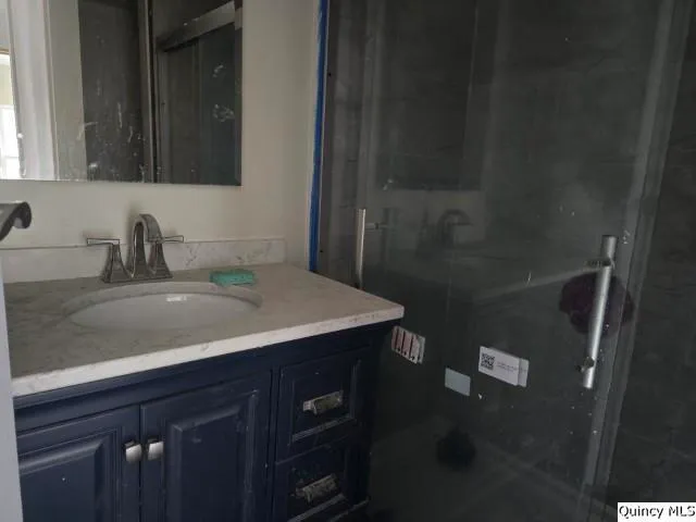 $45,000 | 820 Center Street, Carthage, IL 62321