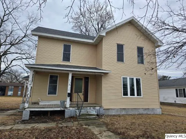 $45,000 | 820 Center Street, Carthage, IL 62321