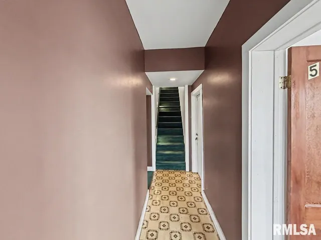 $159,900 | 113-115 McCann Street, Benton, IL 62812