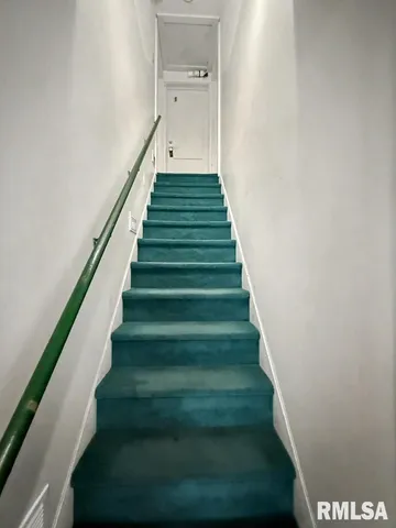 $159,900 | 113-115 McCann Street, Benton, IL 62812