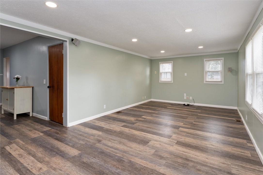 1159 Britton Road Greece, NY 14616 - Photo 15 of 47