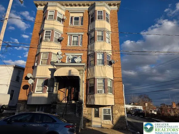 $1,100 | 312 South 17th Street, Unit 9, Easton, PA 18042