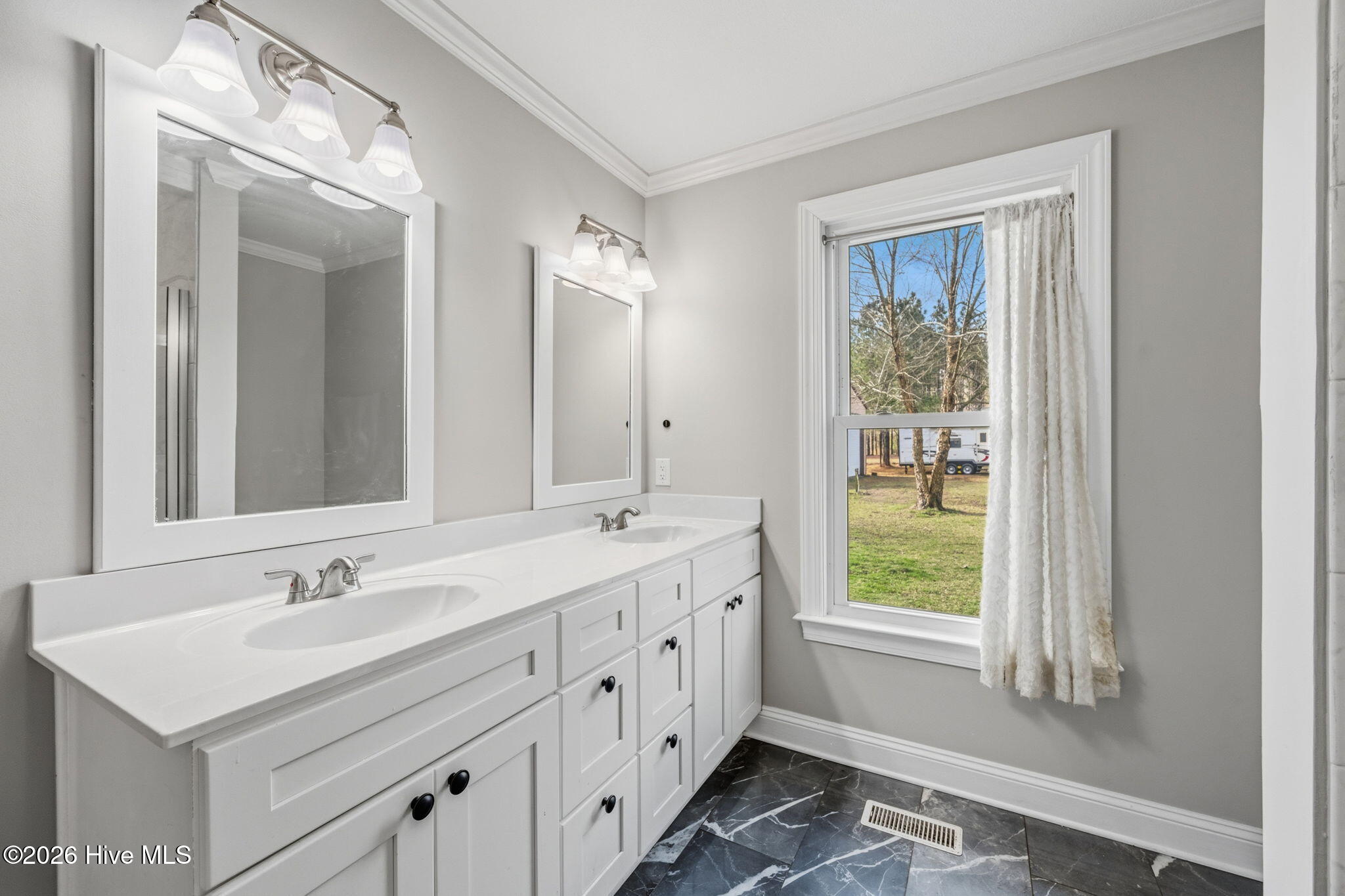 594 Whitestocking Road Burgaw, NC 28425 - Photo 26 of 54 42-web-or-mls-_RAD0730