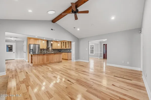 $525,000 | 594 Whitestocking Road, Burgaw, NC 28425