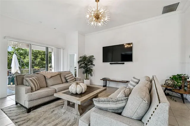 $525,000 | 1039 Davis Heather Circle, Seffner, FL 33584