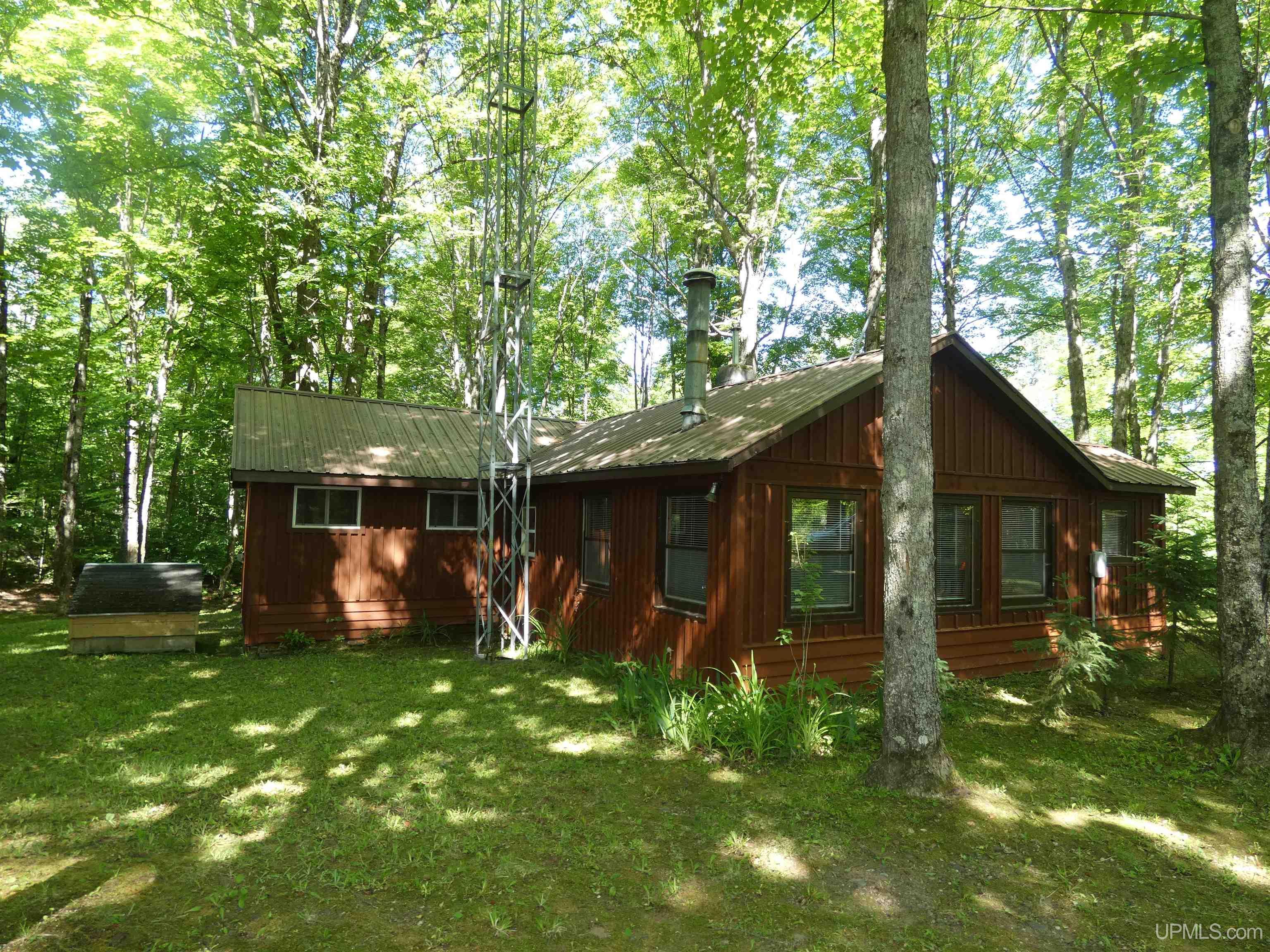 5745 Calderwood Road Trout Creek, MI 49967 - Photo 2 of 23