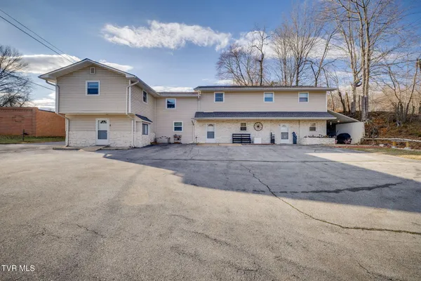 $499,000 | 702 West Main Street, Jonesborough, TN 37659