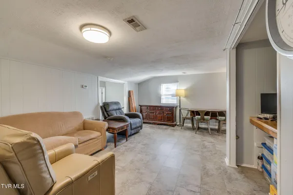 $499,000 | 702 West Main Street, Jonesborough, TN 37659