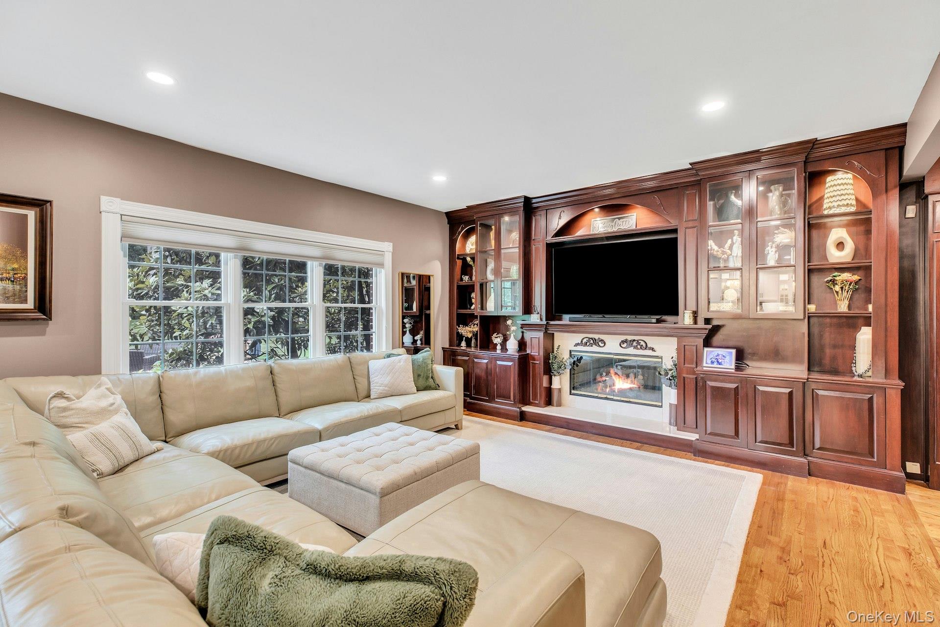 135 Round Swamp Road Huntington, NY 11743 - Photo 18 of 50