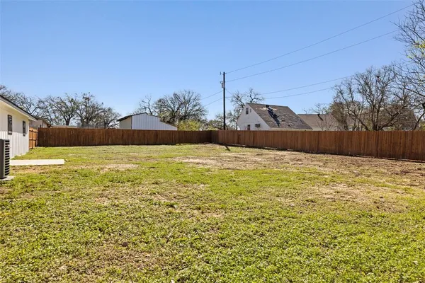$315,000 | 203 Redbird Court, Cleburne, TX 76058