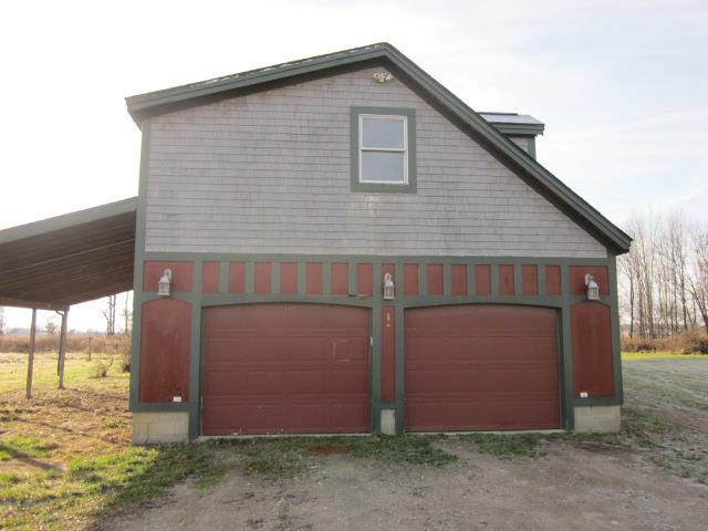 10555 Lenawee County Line Road Milan, MI 48160 - Photo 4 of 13 20387464-3.JPG
