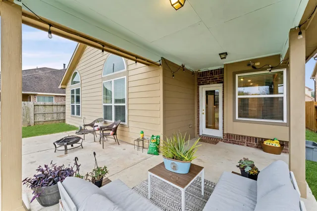 $335,000 | 9962 Norhill Heights Lane, Brookshire, TX 77423