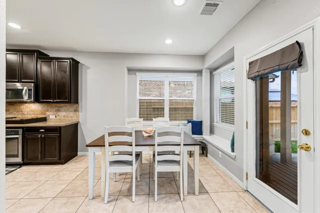 $335,000 | 9962 Norhill Heights Lane, Brookshire, TX 77423