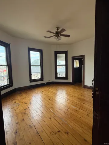 $895 | 515-4 West Kirkwood Avenue, Bloomington, IN 47404