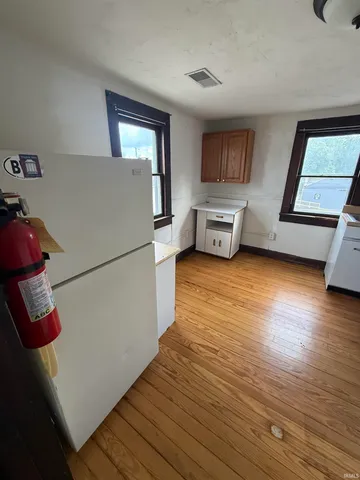 $895 | 515-4 West Kirkwood Avenue, Bloomington, IN 47404