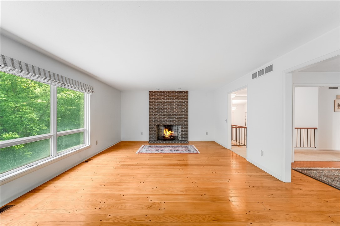 1 Hardwood Hill Road Perinton, NY 14534 - Photo 5 of 38
