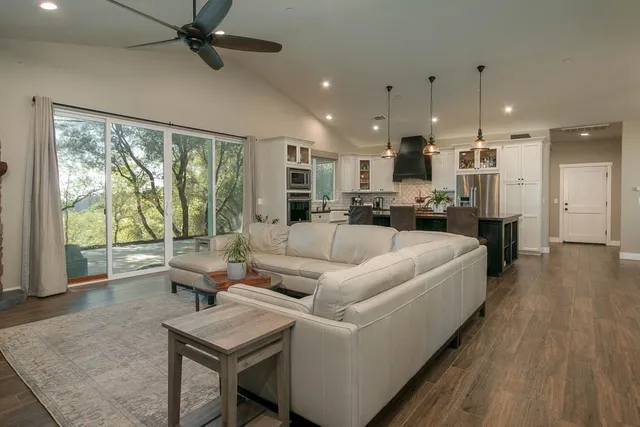 $865,000 | 1072 Champagne Lane, Placerville, CA 95667