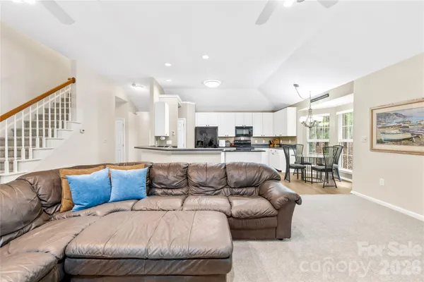 $1,000,000 | 11113 Asbury Chapel Road, Huntersville, NC 28078