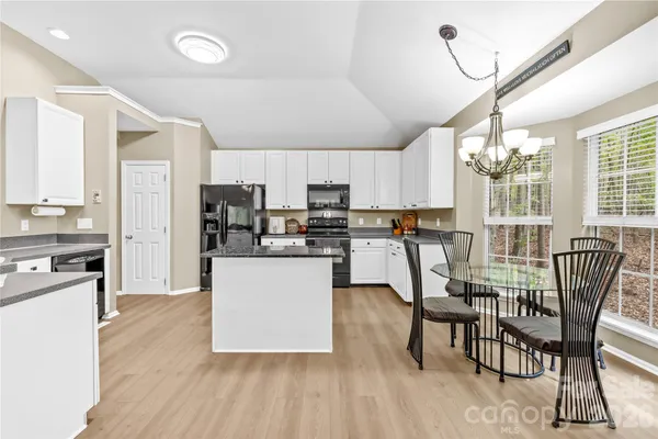 $1,000,000 | 11113 Asbury Chapel Road, Huntersville, NC 28078