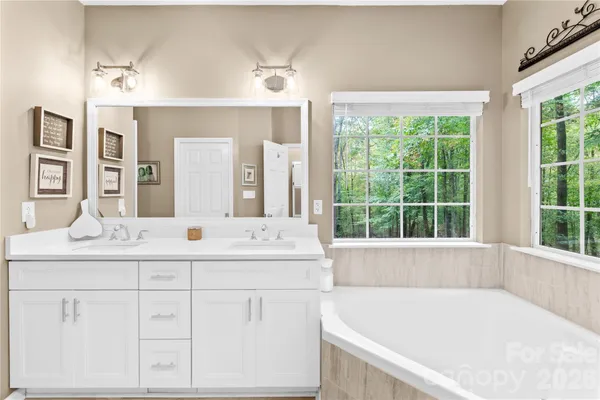 $1,000,000 | 11113 Asbury Chapel Road, Huntersville, NC 28078