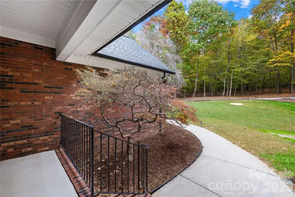 $1,000,000 | 11113 Asbury Chapel Road, Huntersville, NC 28078