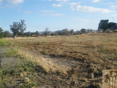 22295 Old Elsinore Road Perris, CA 92570 - Photo 1 of 5 Primary Photo